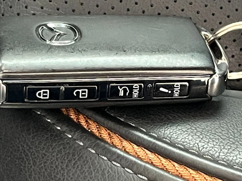 2025 Mazda CX-50 - Image 19 of 31