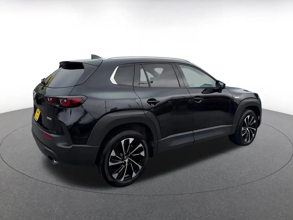 2025 Mazda CX-50 - Image 12 of 31
