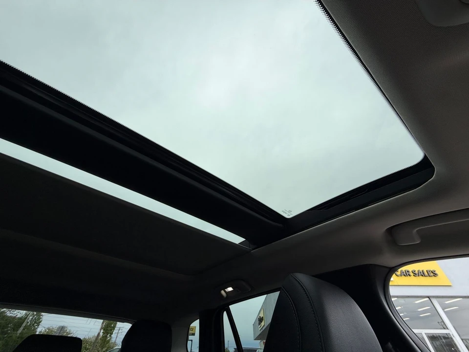2025 Mazda CX-50 - Image 26 of 31