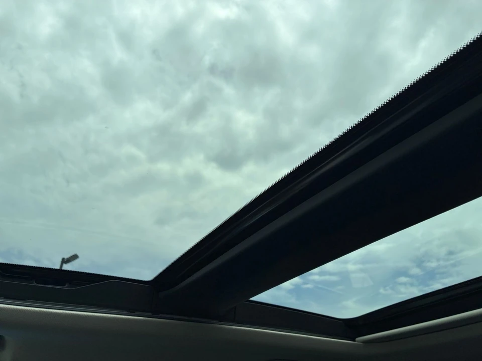 2025 Mazda CX-50 - Image 27 of 31