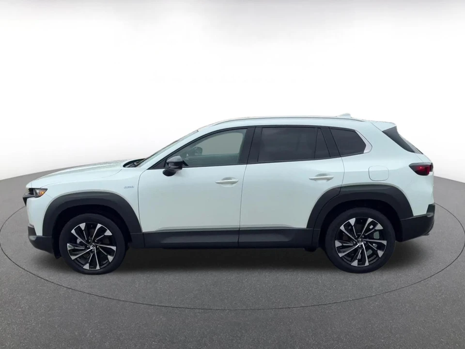 2025 Mazda CX-50 - Image 11 of 31