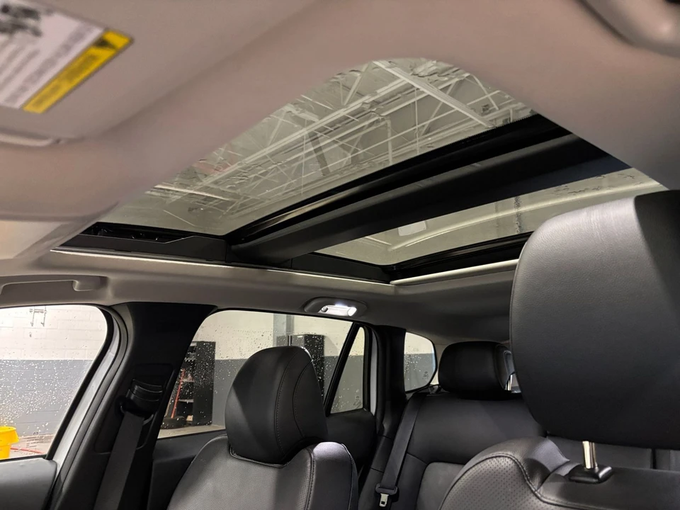2025 Mazda CX-50 - Image 29 of 31