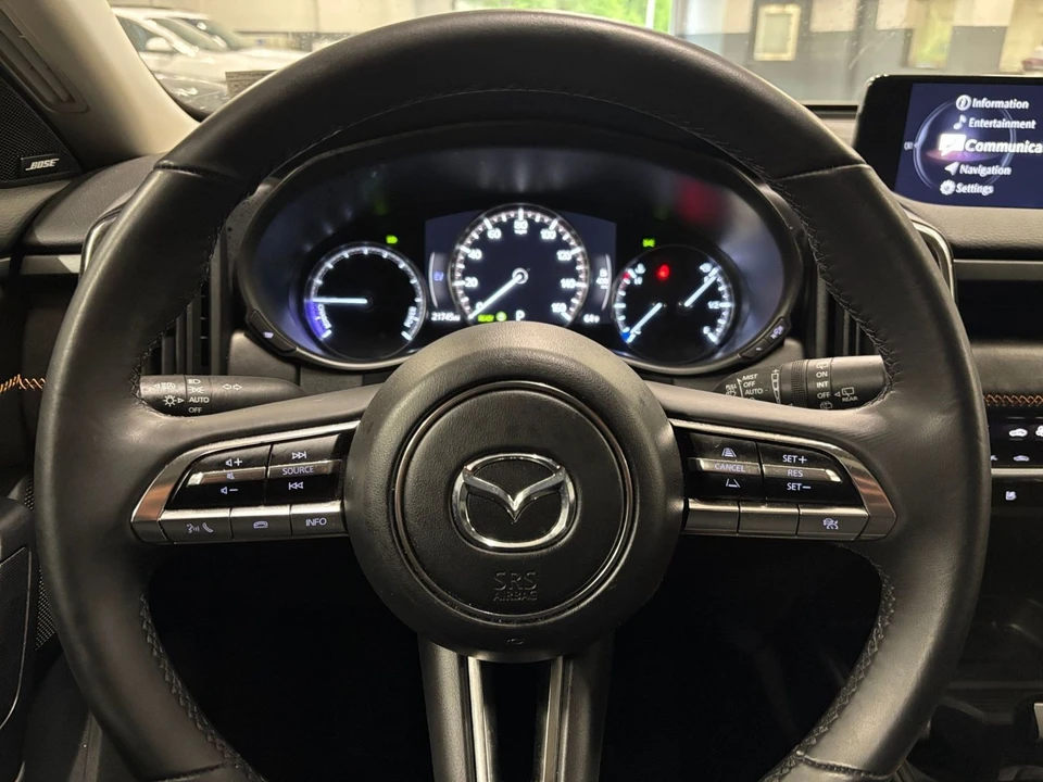 2025 Mazda CX-50 - Image 28 of 31