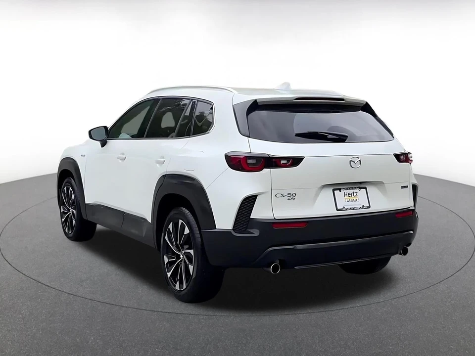 2025 Mazda CX-50 - Image 11 of 31