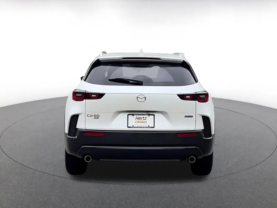 2025 Mazda CX-50 - Image 12 of 31