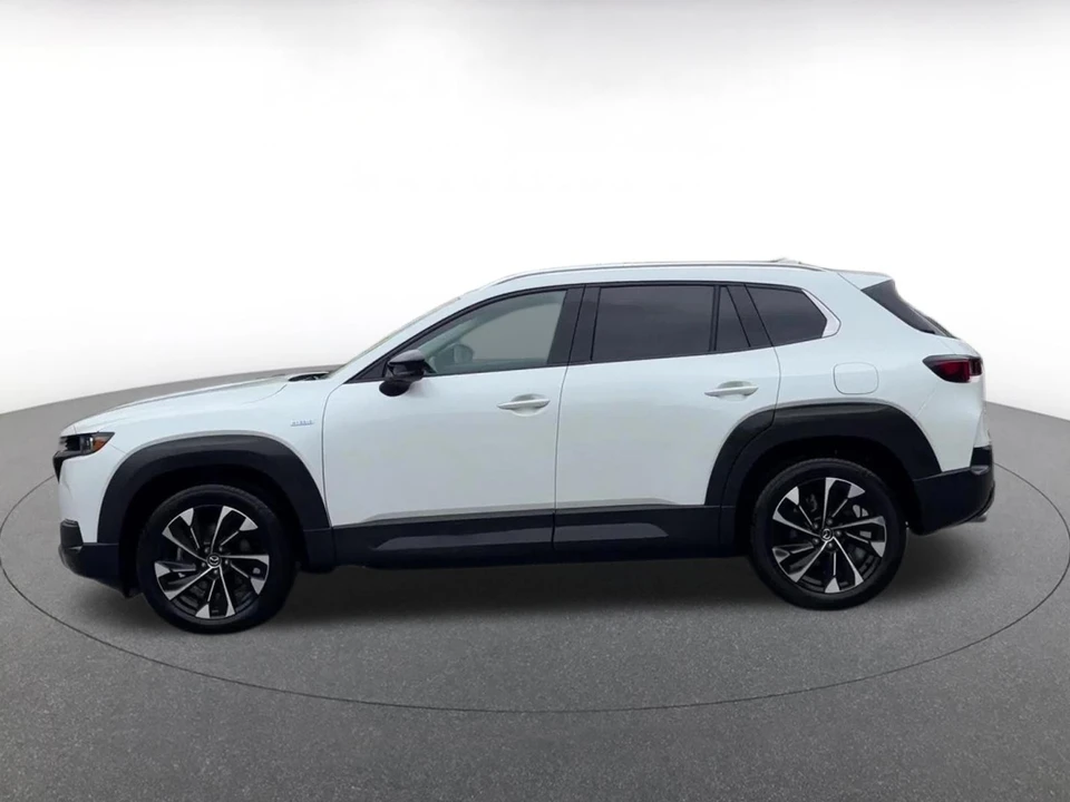2025 Mazda CX-50 - Image 8 of 31
