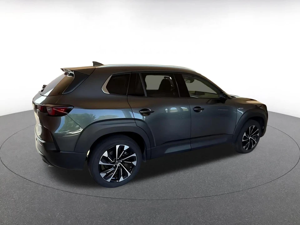 2025 Mazda CX-50 - Image 10 of 31