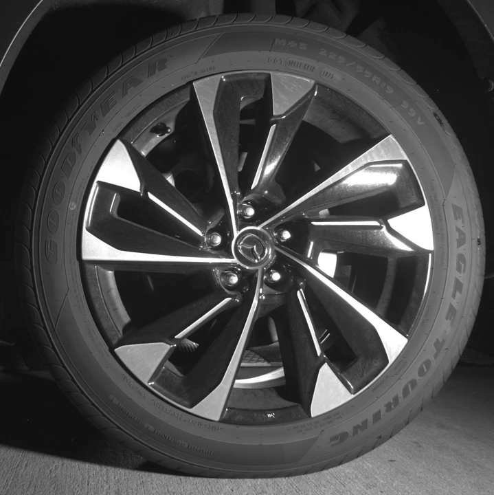 2025 Mazda CX-50 - Image 21 of 26