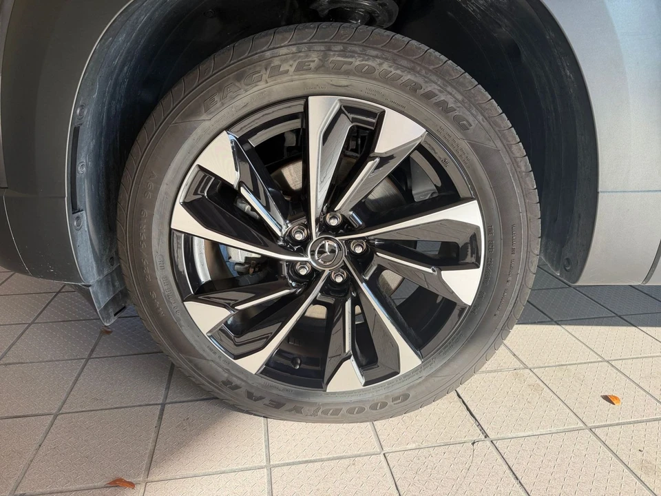 2025 Mazda CX-50 - Image 30 of 31
