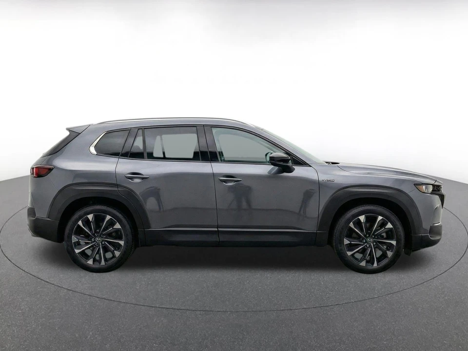2025 Mazda CX-50 - Image 16 of 26