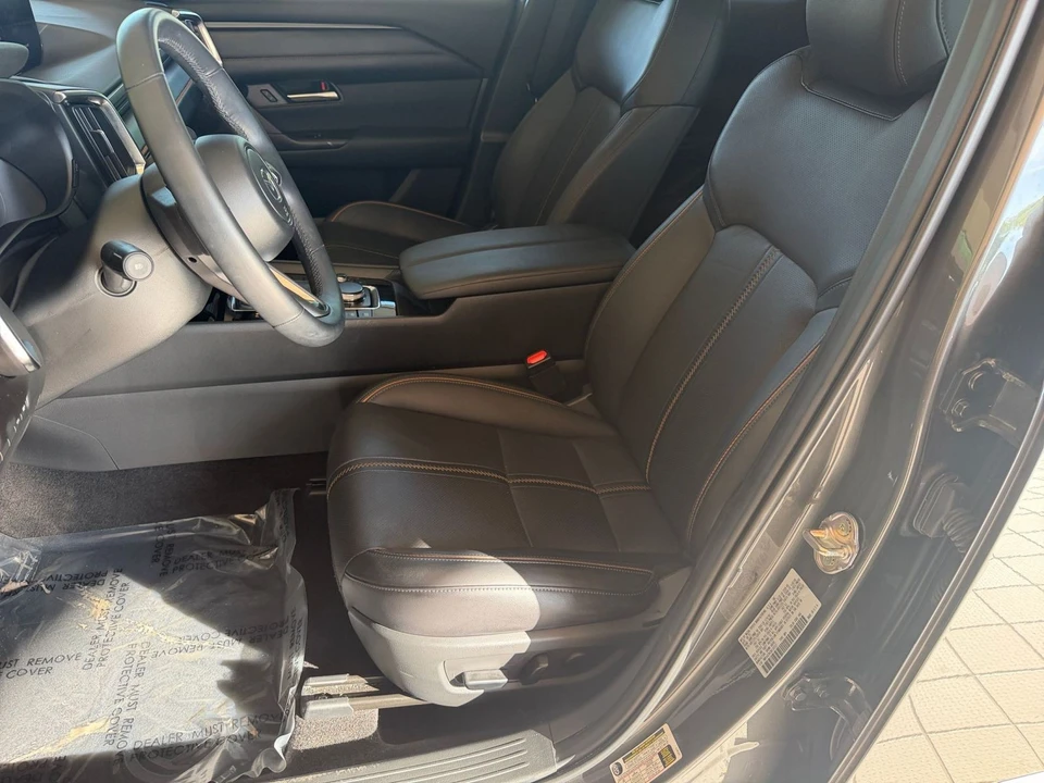 2025 Mazda CX-50 - Image 24 of 31