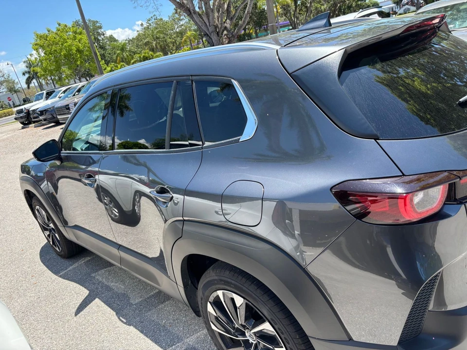 2025 Mazda CX-50 - Image 11 of 26