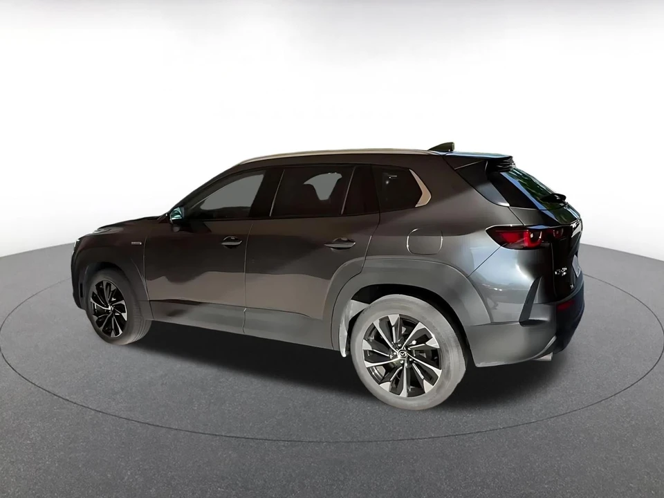 2025 Mazda CX-50 - Image 7 of 31
