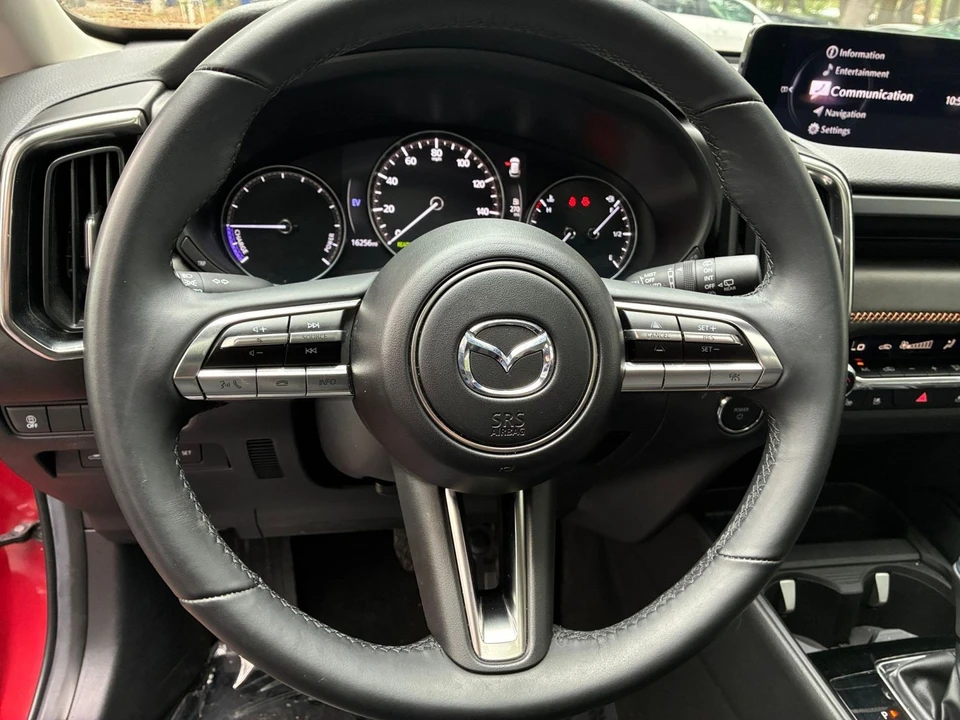 2025 Mazda CX-50 - Image 25 of 31