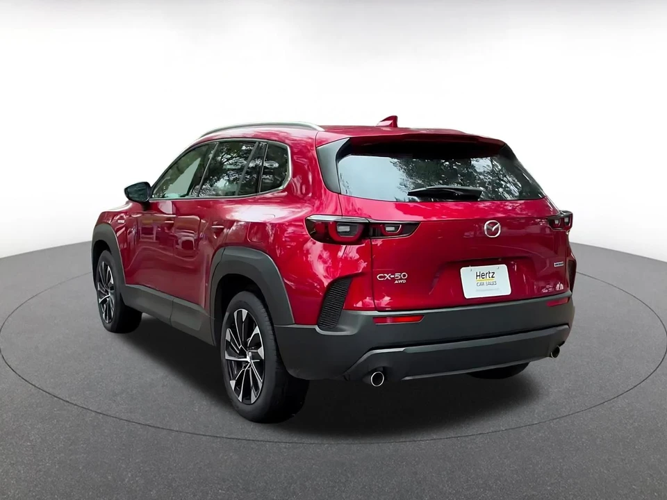 2025 Mazda CX-50 - Image 9 of 31