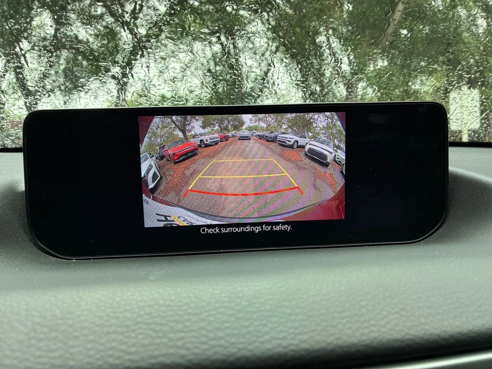 2025 Mazda CX-50 - Image 22 of 31