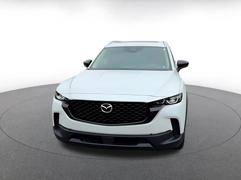 2025 Mazda CX-50 - Image 4 of 31
