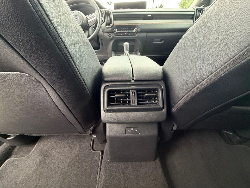 2025 Mazda CX-50 - Image 27 of 31