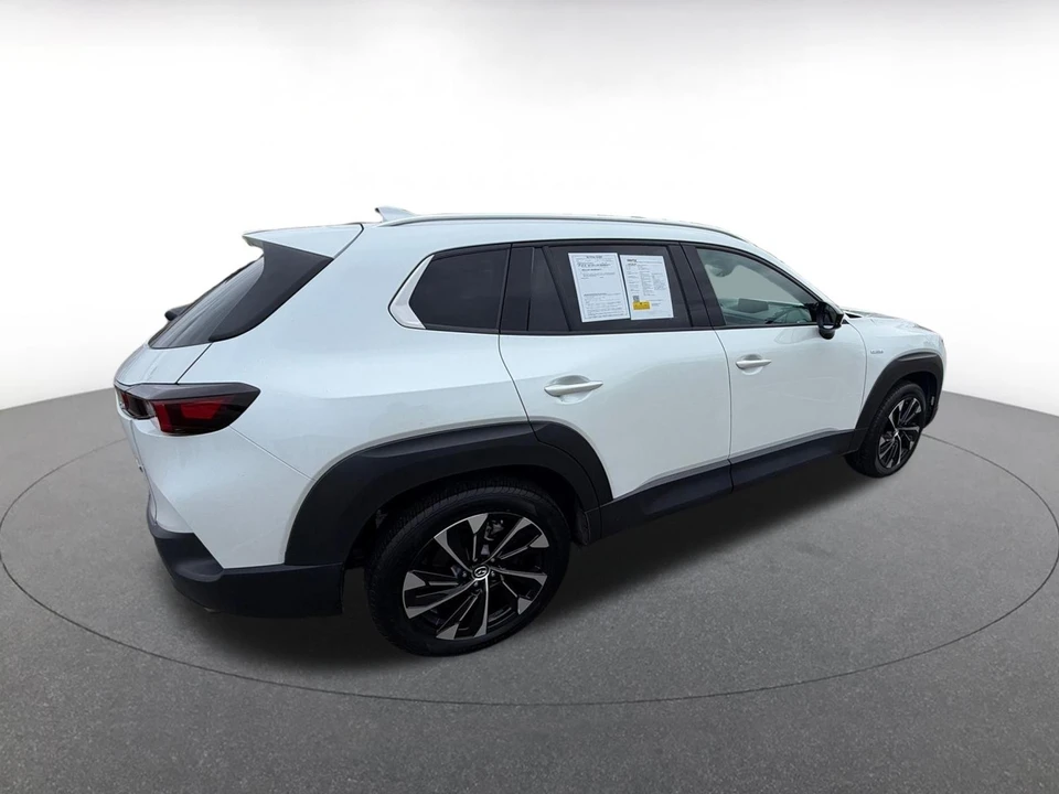 2025 Mazda CX-50 - Image 15 of 31