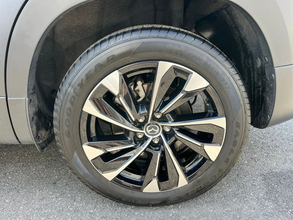 2025 Mazda CX-50 - Image 29 of 31
