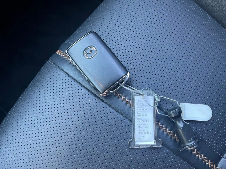 2025 Mazda CX-50 - Image 20 of 31