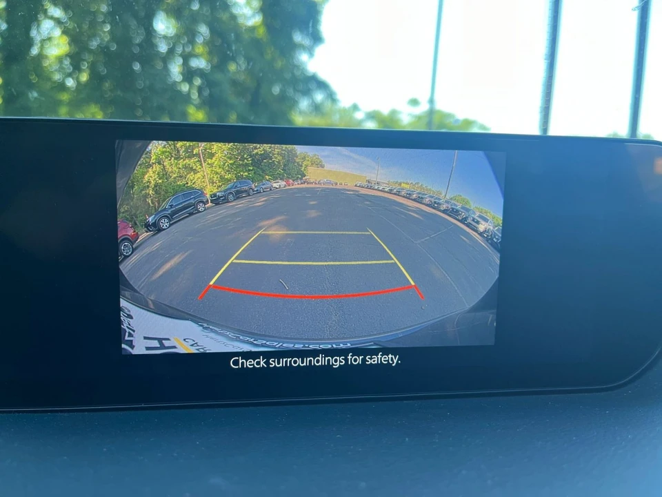 2025 Mazda CX-50 - Image 24 of 31