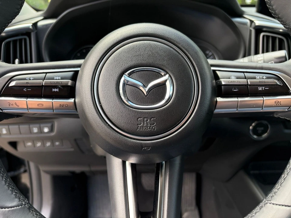 2025 Mazda CX-50 - Image 26 of 31