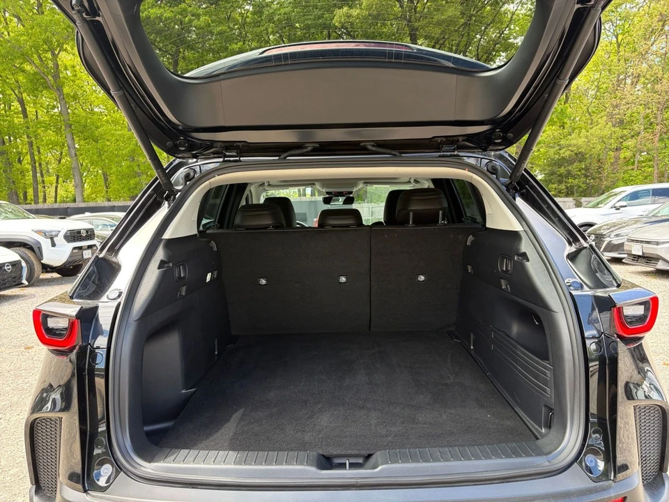 2025 Mazda CX-50 - Image 30 of 31
