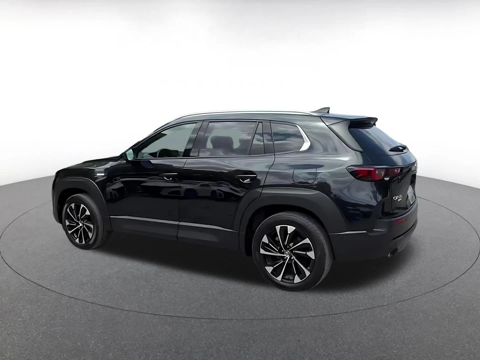 2025 Mazda CX-50 - Image 3 of 31