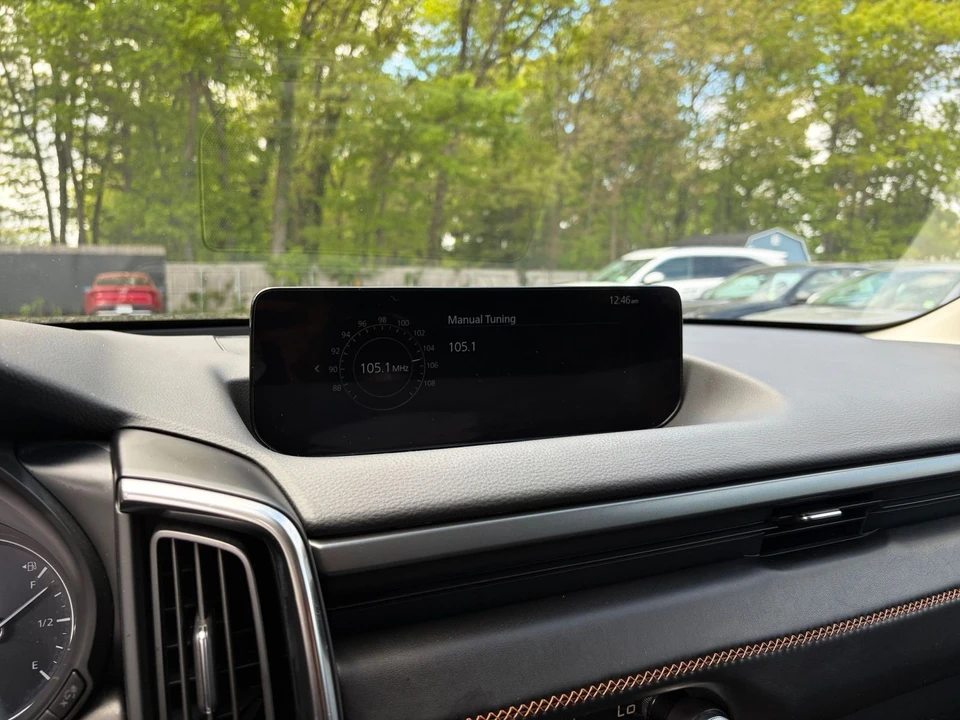 2025 Mazda CX-50 - Image 18 of 31