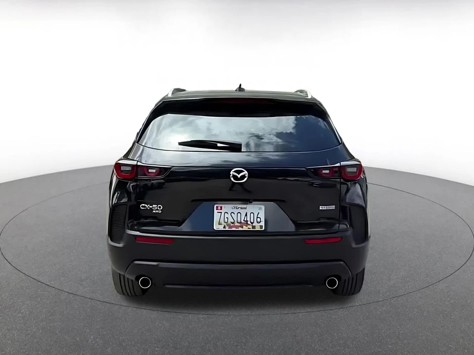 2025 Mazda CX-50 - Image 11 of 31