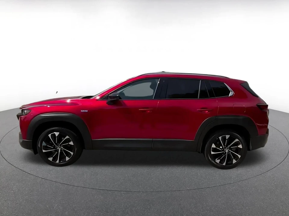 2025 Mazda CX-50 - Image 8 of 31