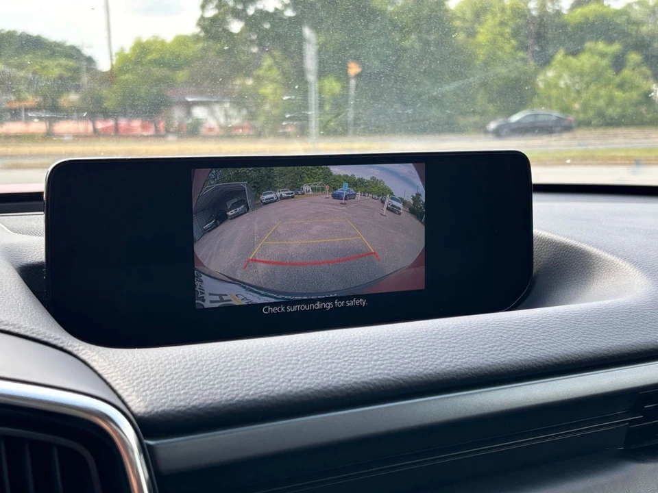 2025 Mazda CX-50 - Image 14 of 31