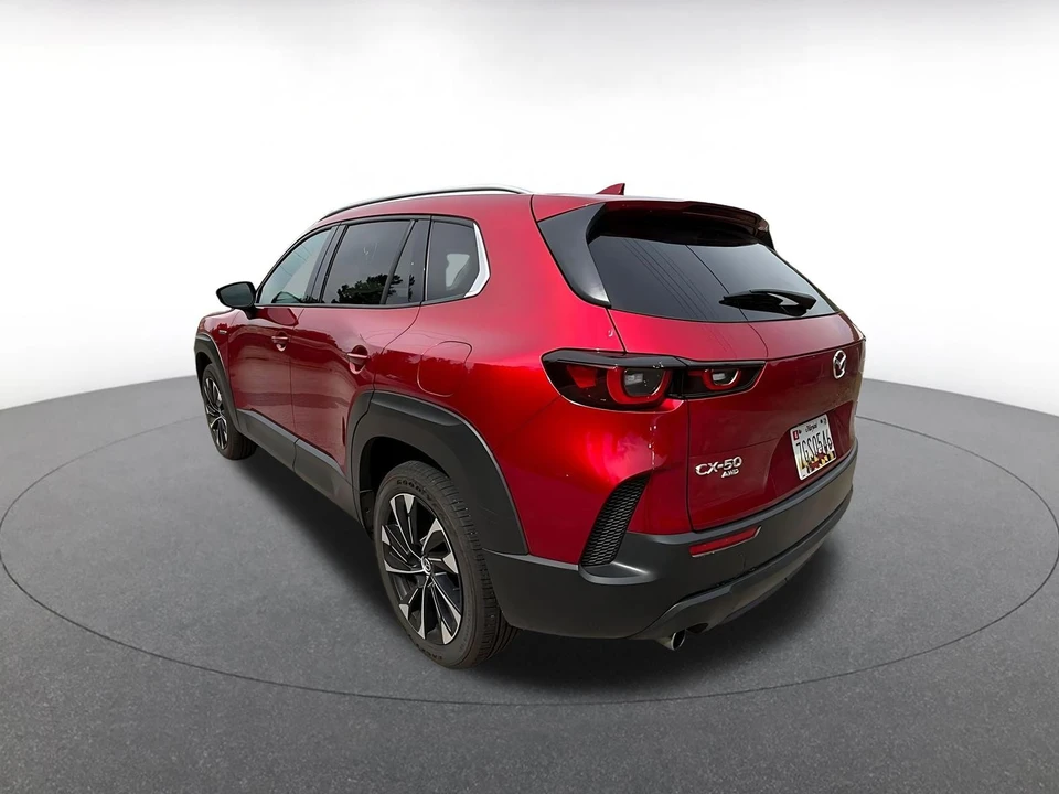 2025 Mazda CX-50 - Image 5 of 10