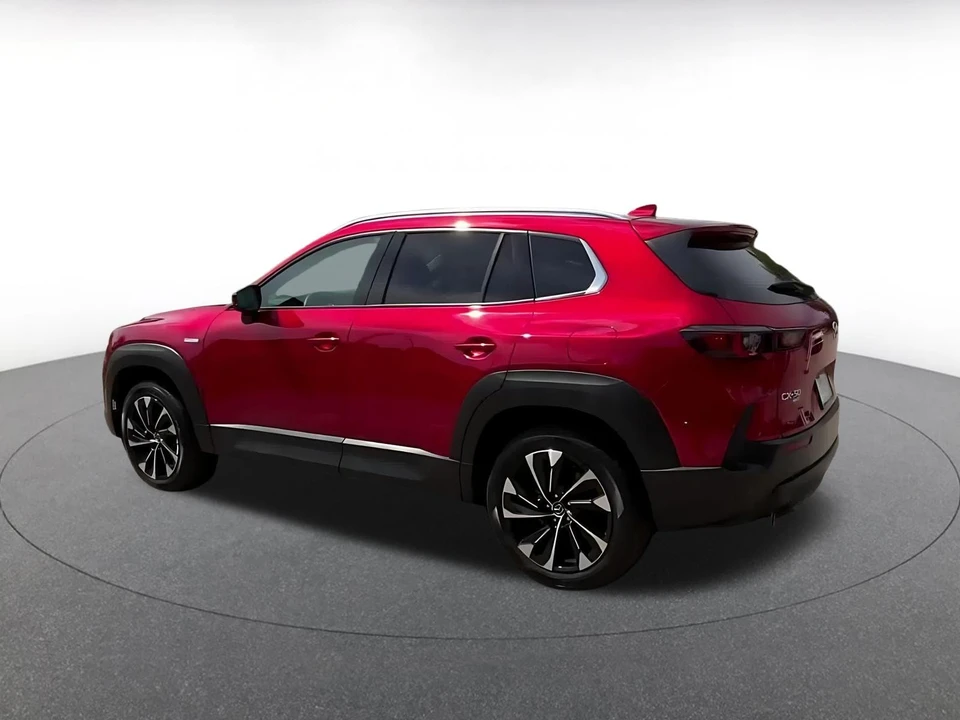 2025 Mazda CX-50 - Image 12 of 31
