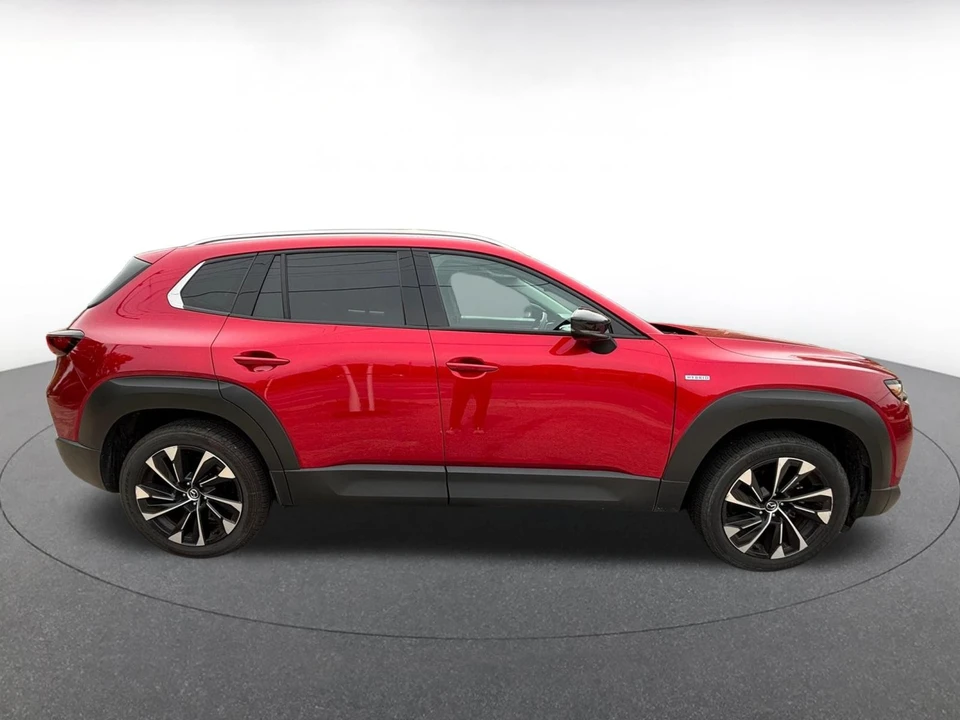 2025 Mazda CX-50 - Image 8 of 10
