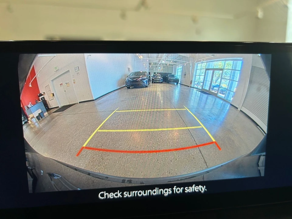 2025 Mazda CX-50 - Image 27 of 31