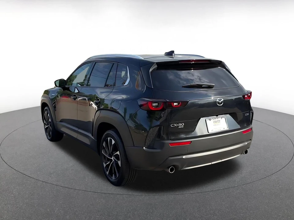 2025 Mazda CX-50 - Image 9 of 31