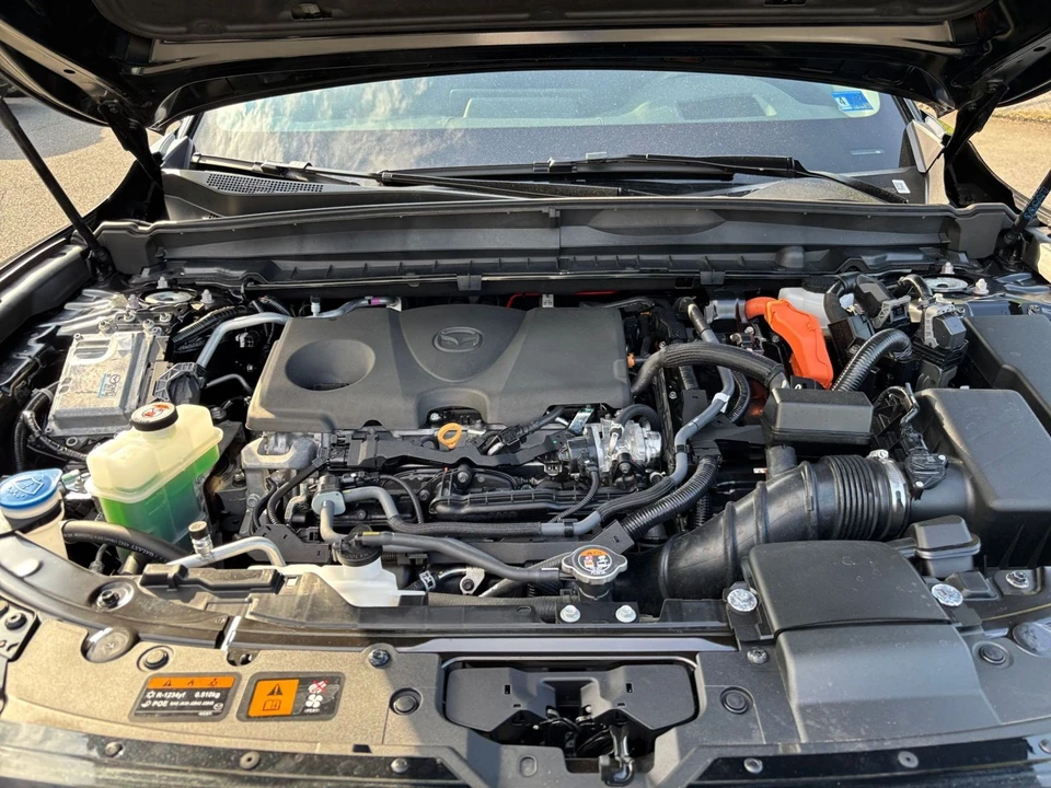 2025 Mazda CX-50 - Image 29 of 31