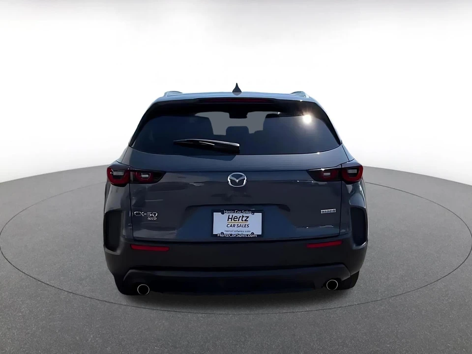 2025 Mazda CX-50 - Image 10 of 31