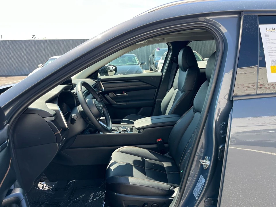 2025 Mazda CX-50 - Image 23 of 31