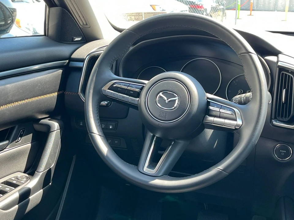 2025 Mazda CX-50 - Image 24 of 31