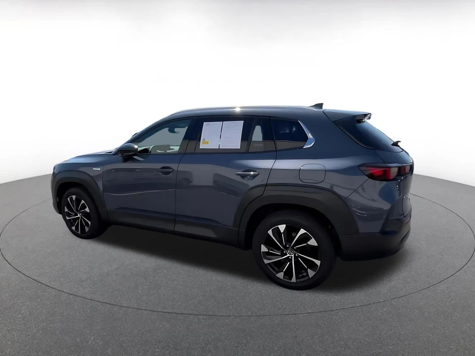 2025 Mazda CX-50 - Image 8 of 31
