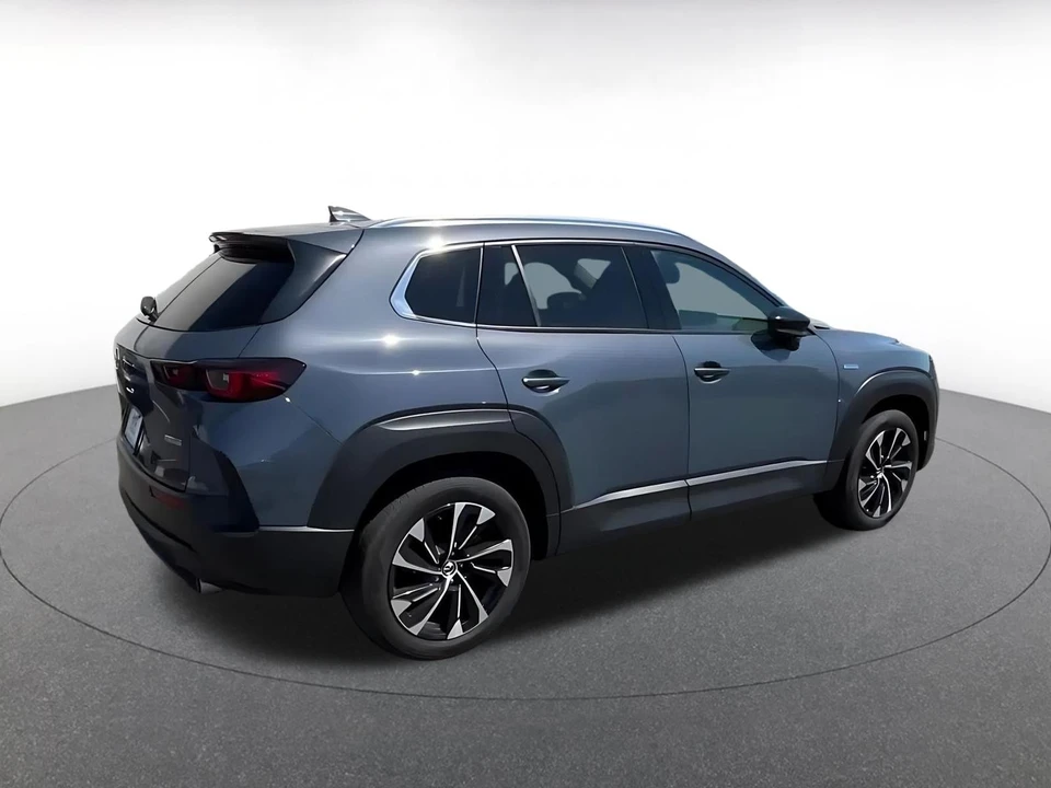 2025 Mazda CX-50 - Image 12 of 31