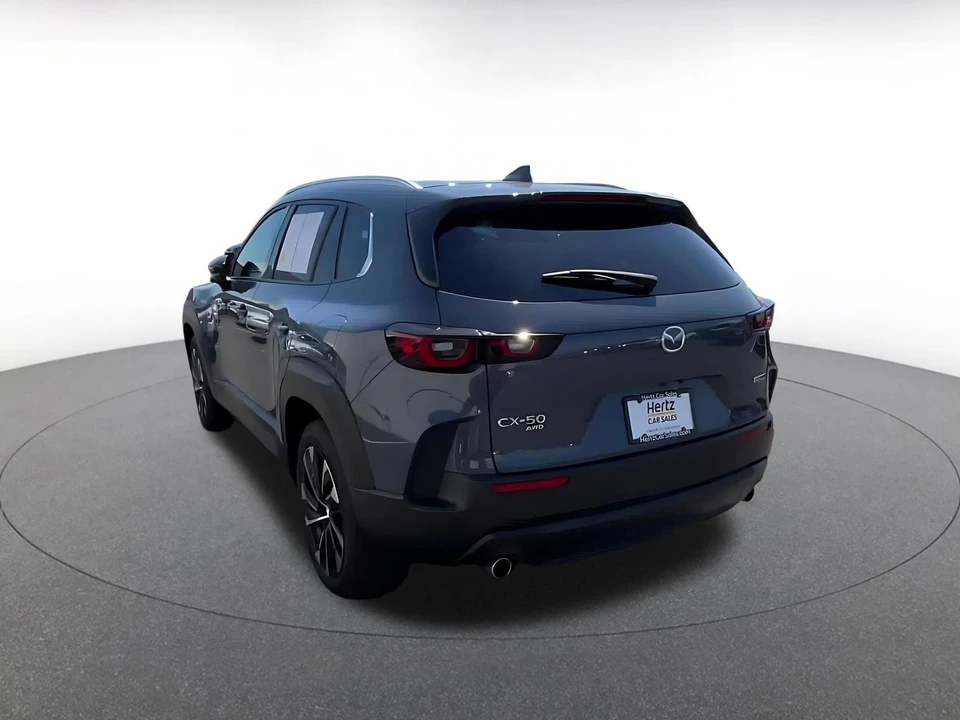 2025 Mazda CX-50 - Image 9 of 31
