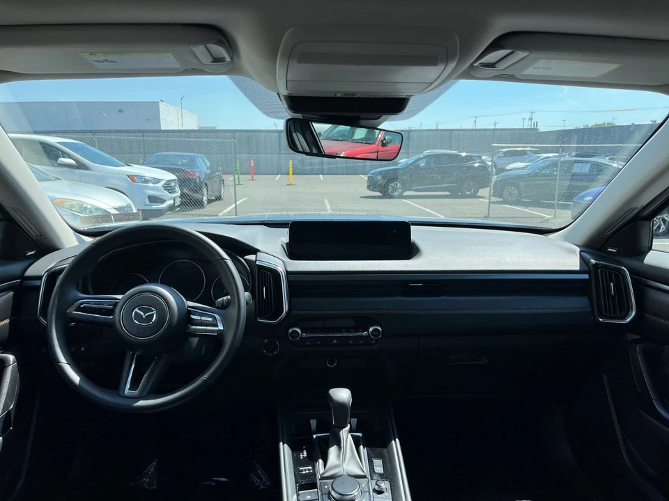 2025 Mazda CX-50 - Image 30 of 31
