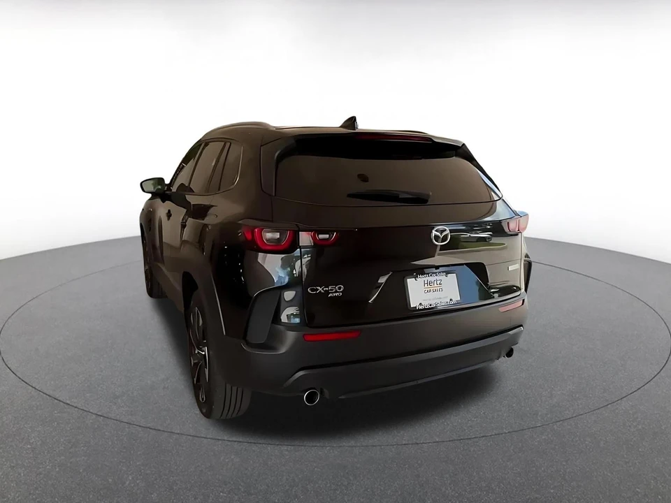 2025 Mazda CX-50 - Image 8 of 31