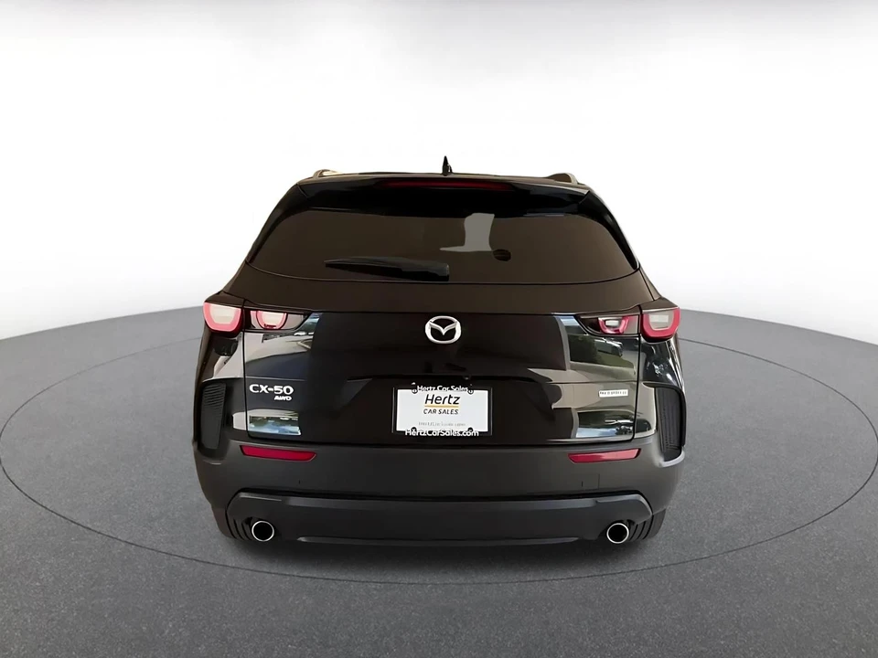 2025 Mazda CX-50 - Image 9 of 31