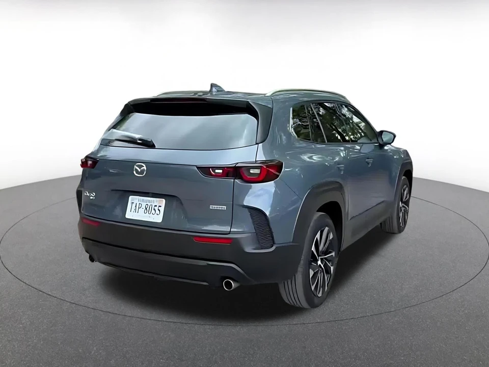 2025 Mazda CX-50 - Image 16 of 31