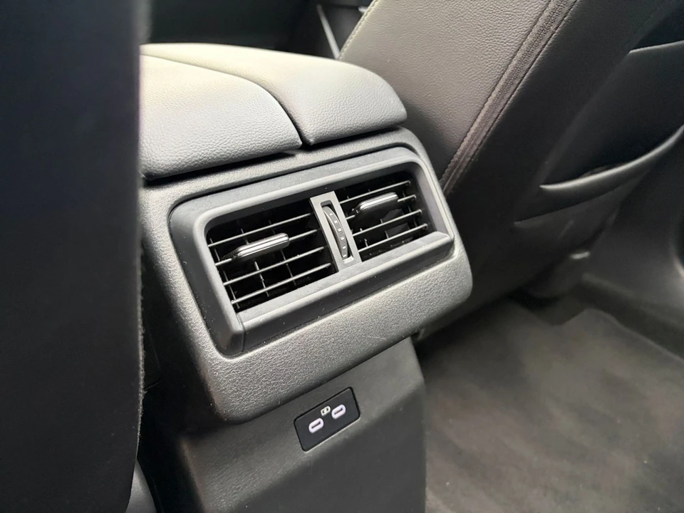 2025 Mazda CX-50 - Image 27 of 31